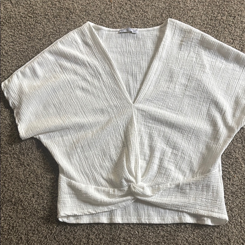 Zara White Textured V-Neck Blouse